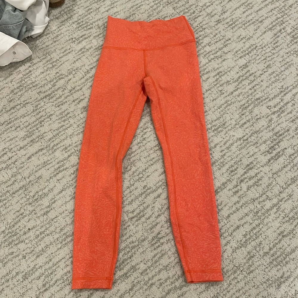 Lululemon orange 25’ wunder under leggings
